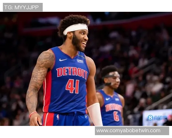 米切尔首节火力全开6投5中三分3中3独揽13分助攻抢断齐飞 米切尔首节火力全开6投5中三分3中3独揽13分助攻抢断齐飞