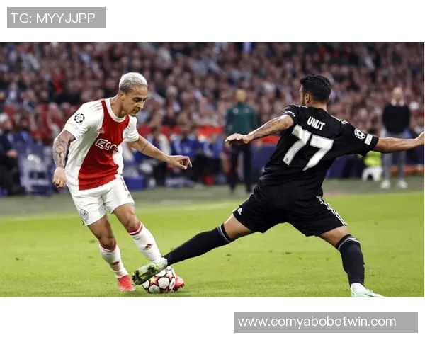 阿贾克斯历史性失利欧战上半场再遭四球重创追溯至1958年 阿贾克斯历史性失利欧战上半场再遭四球重创追溯至1958年