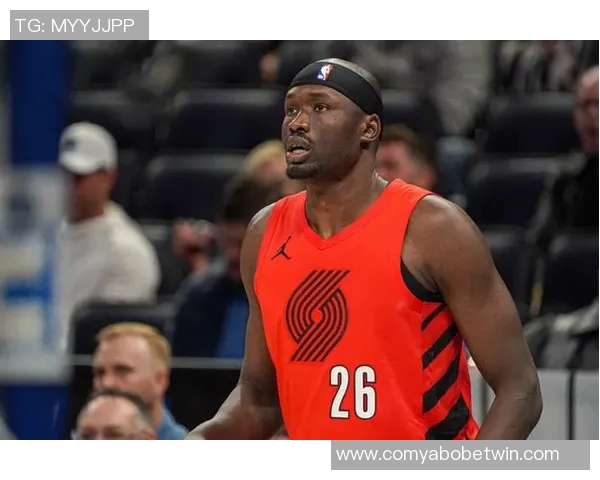 媒体人解析里斯本非传统中锋角色强调防守不足的局限性