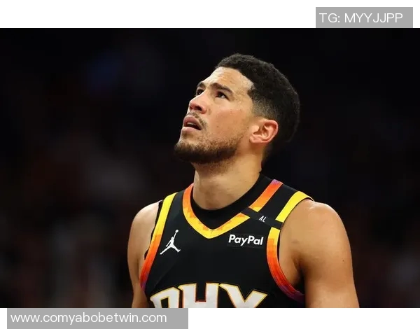 布克呼吁重用杰伦格林认为球队过度雪藏影响发挥