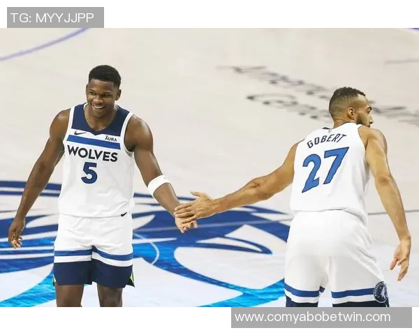 米切尔助力骑士客场击败公牛兰德尔引领森林狼战胜灰熊